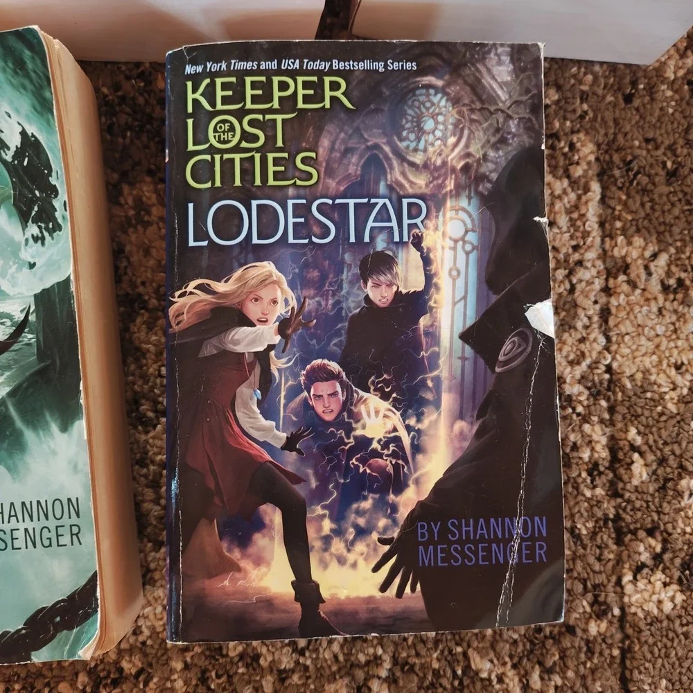 Keeper of the Lost Cities Collection Books 1-5 9781442445949 Used Good‎
